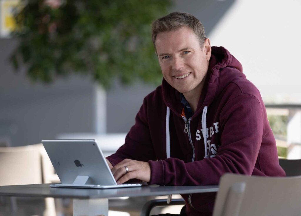 "I Can Do It Alone" vs. Professional Mental Coaching