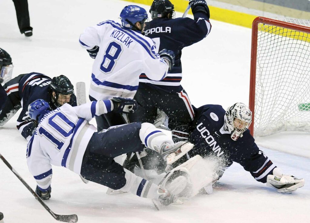 Handling Pressure Moments in Sports: Mental Skills for Performing Under Pressure