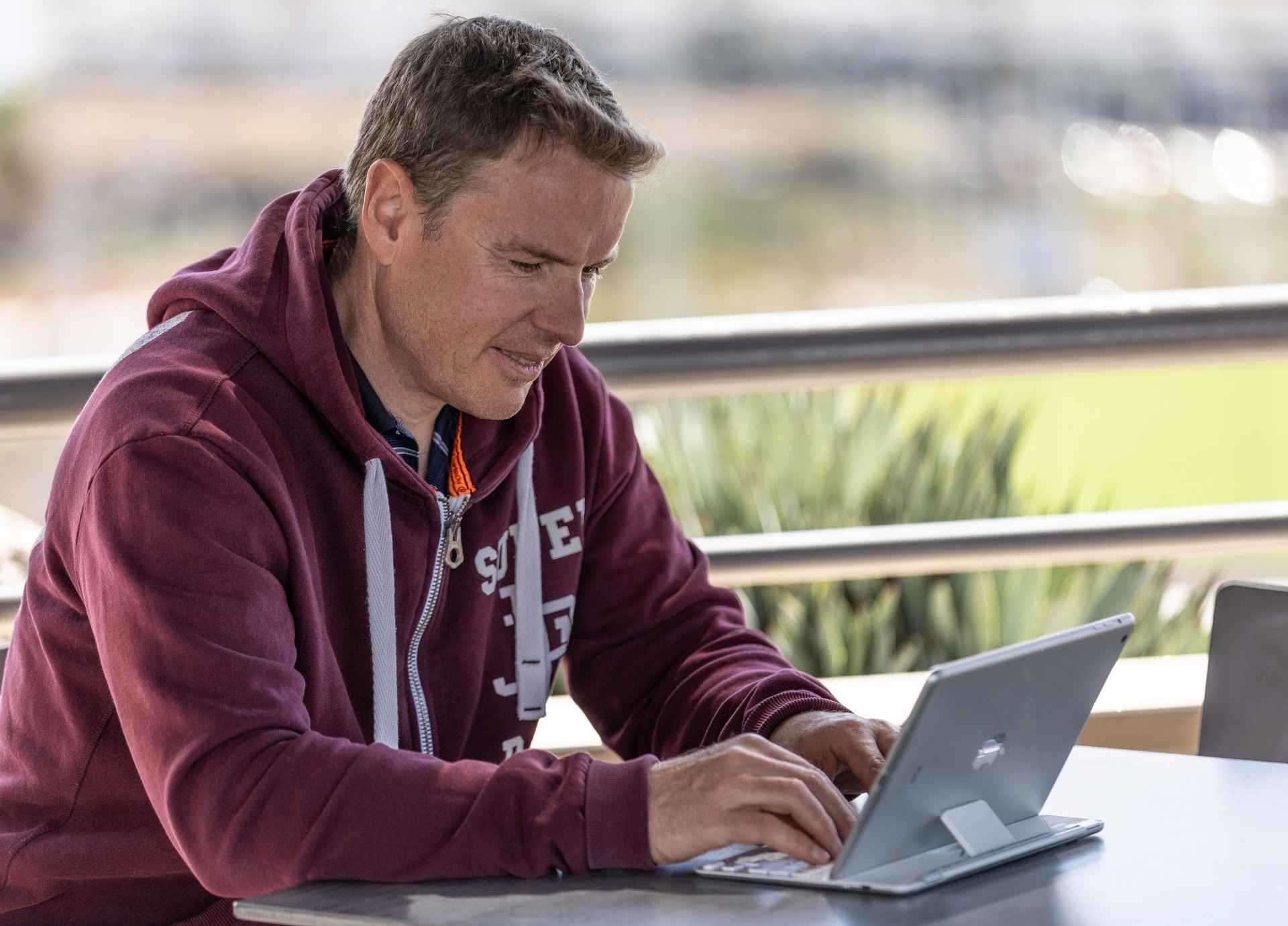 “Laptop Coach” — Is Mehmet Scholl Right?