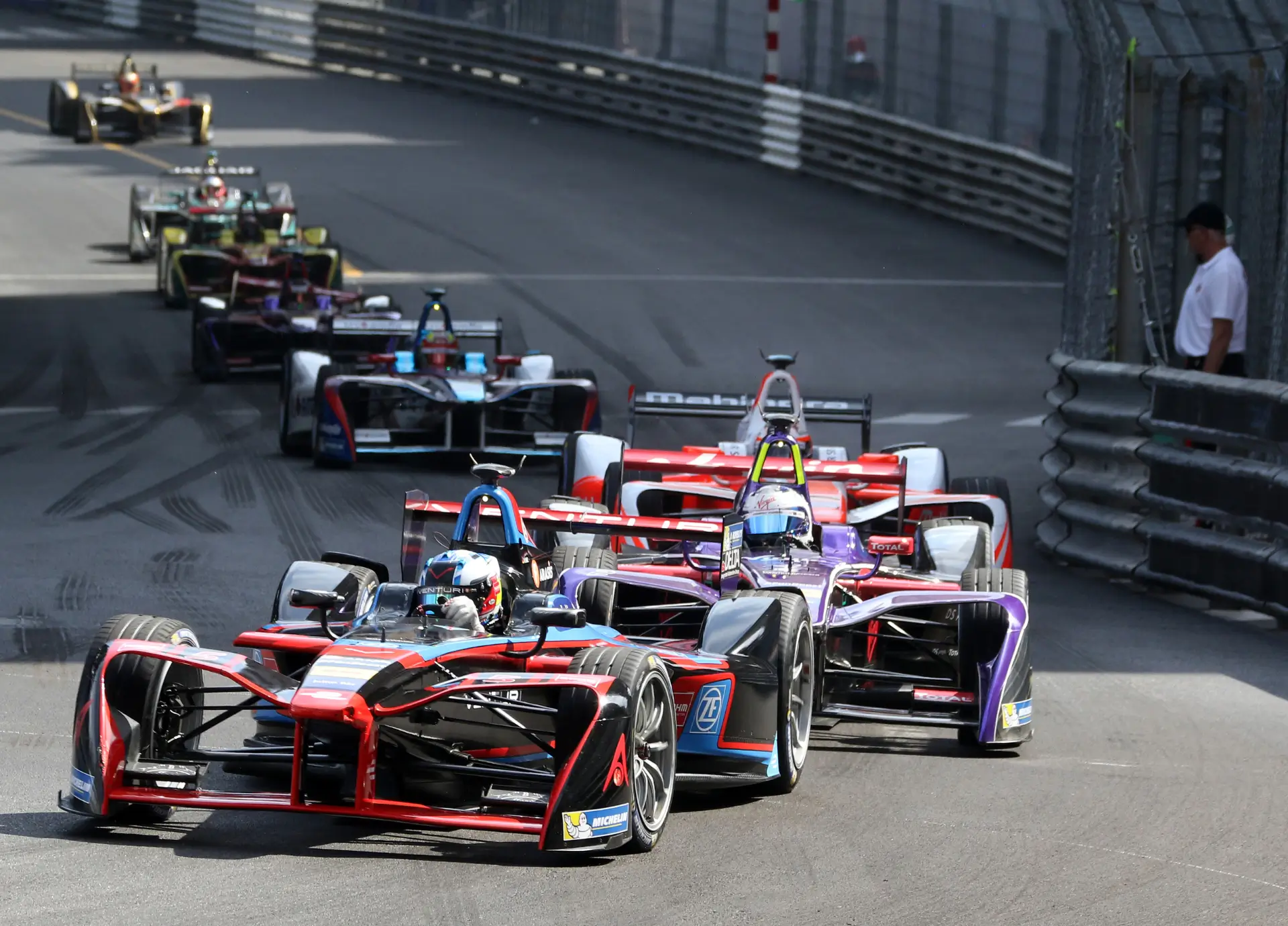 The Mental Discipline Behind Max Verstappen’s Race Craft