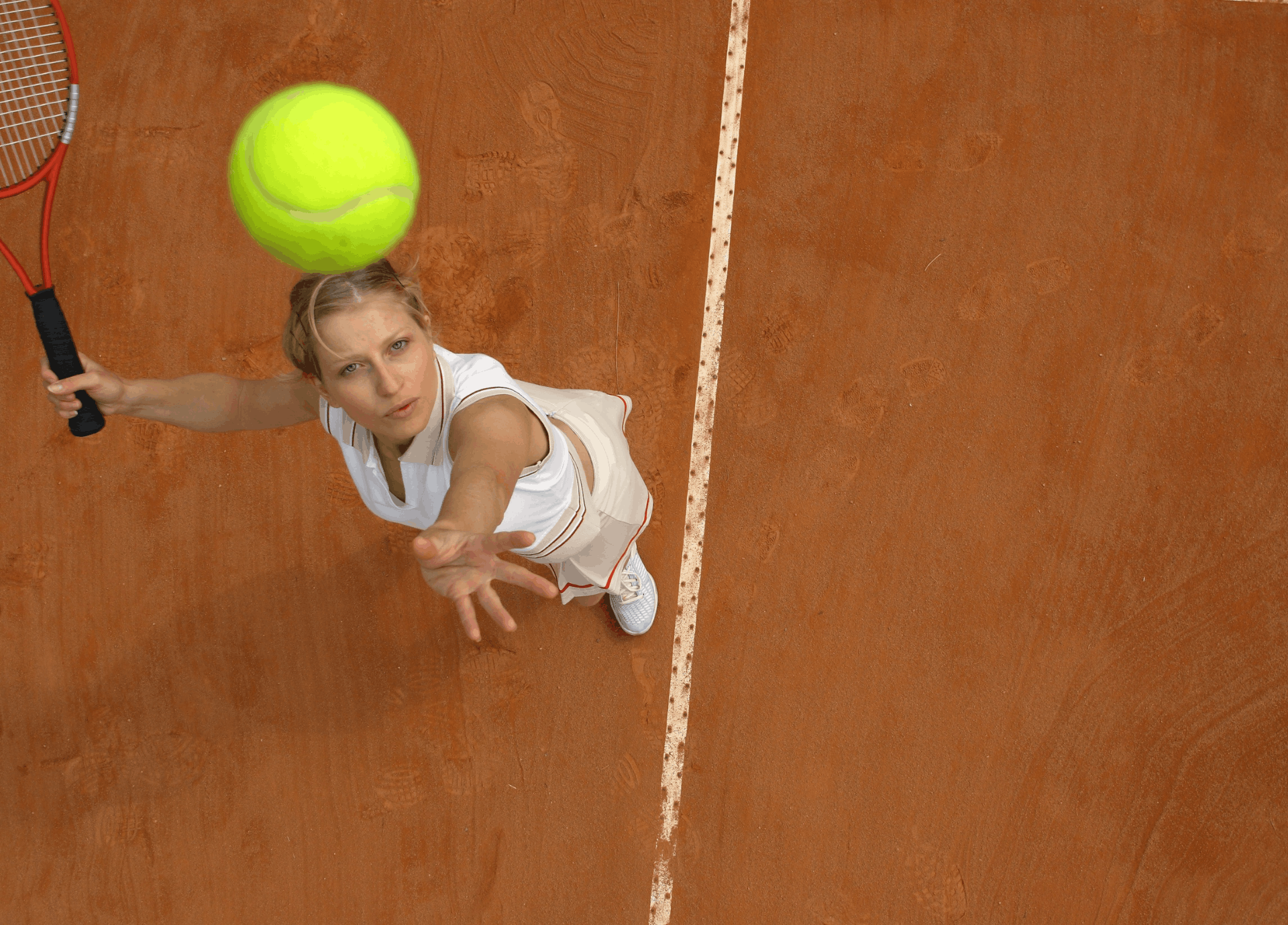 Why Confidence Drops Right Before Big Competitions: A Roland Garros Perspective