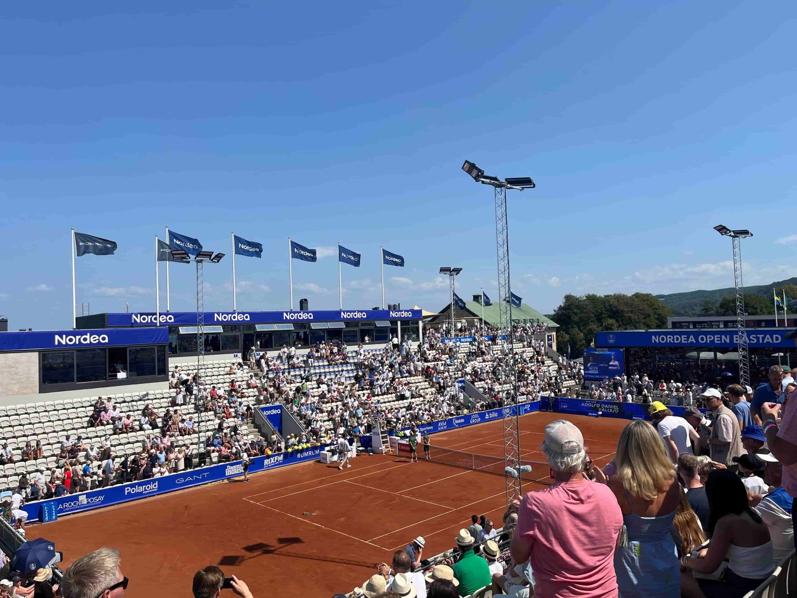 Die unterschätzte Kraft der richtigen Umgebung: Warum das ATP Turnier in Bastad mehr als nur ein Tennisturnier ist